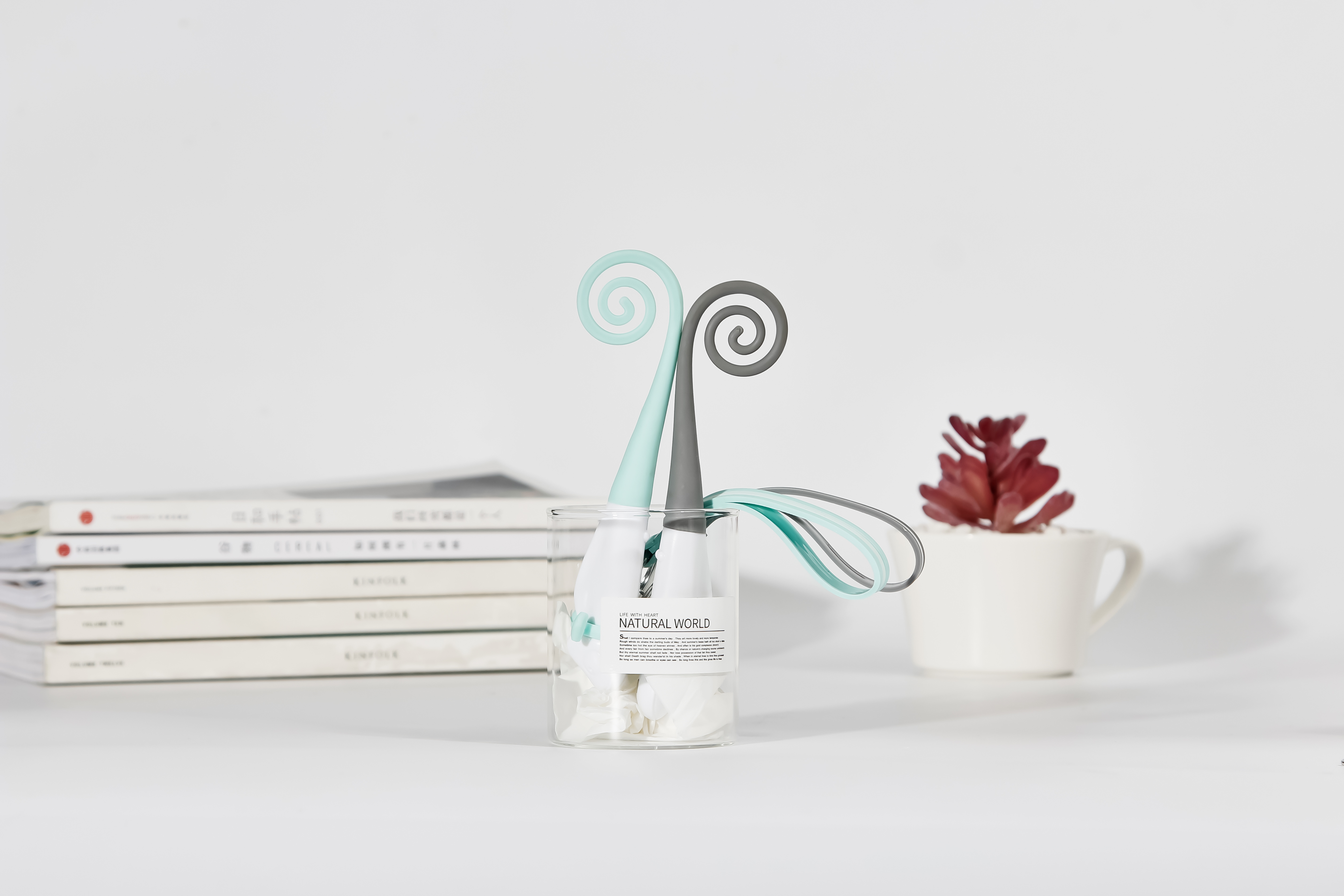 Lizard medium oil pen small fresh cartoon student cute black，