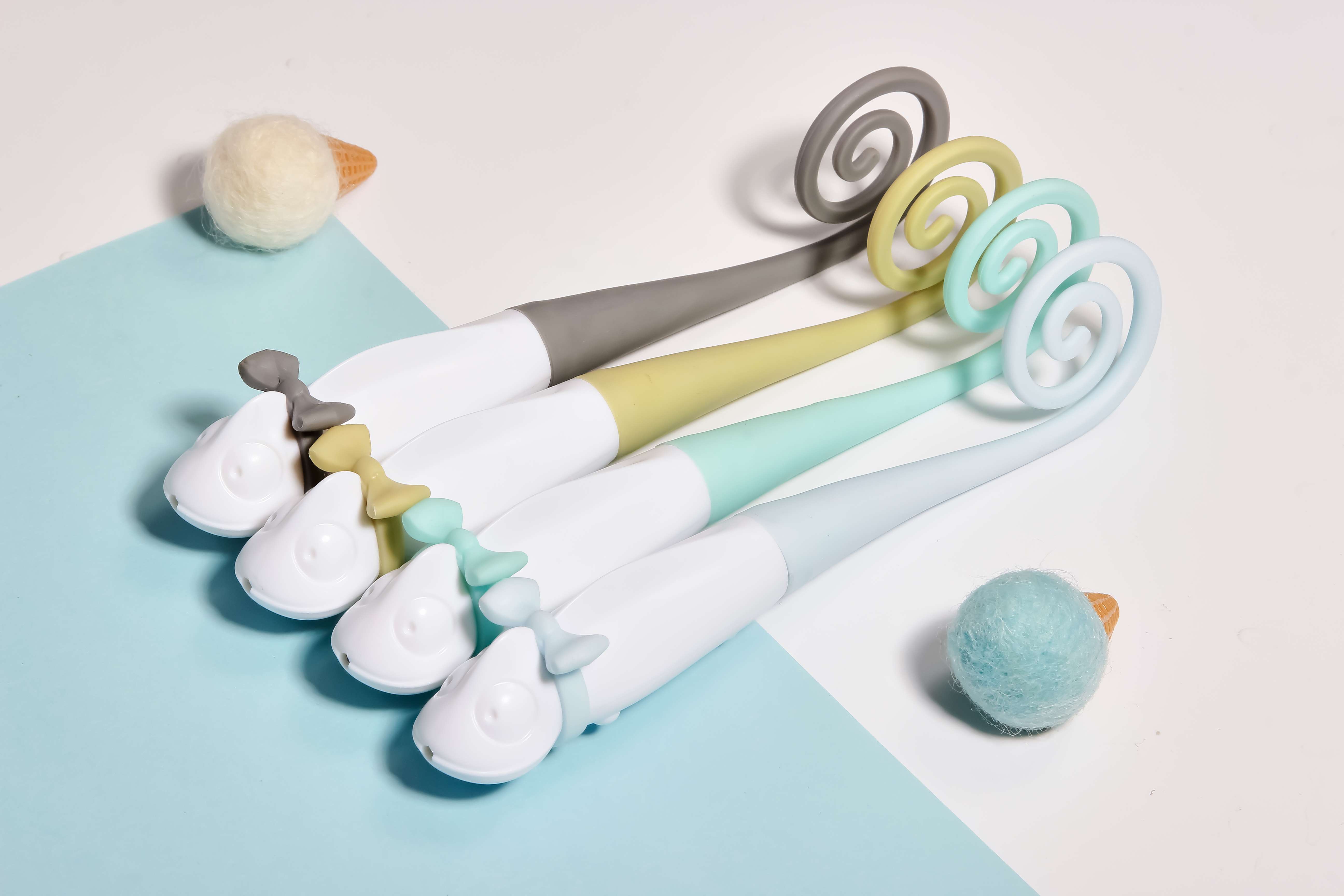 Lizard medium oil pen small fresh cartoon student cute black，