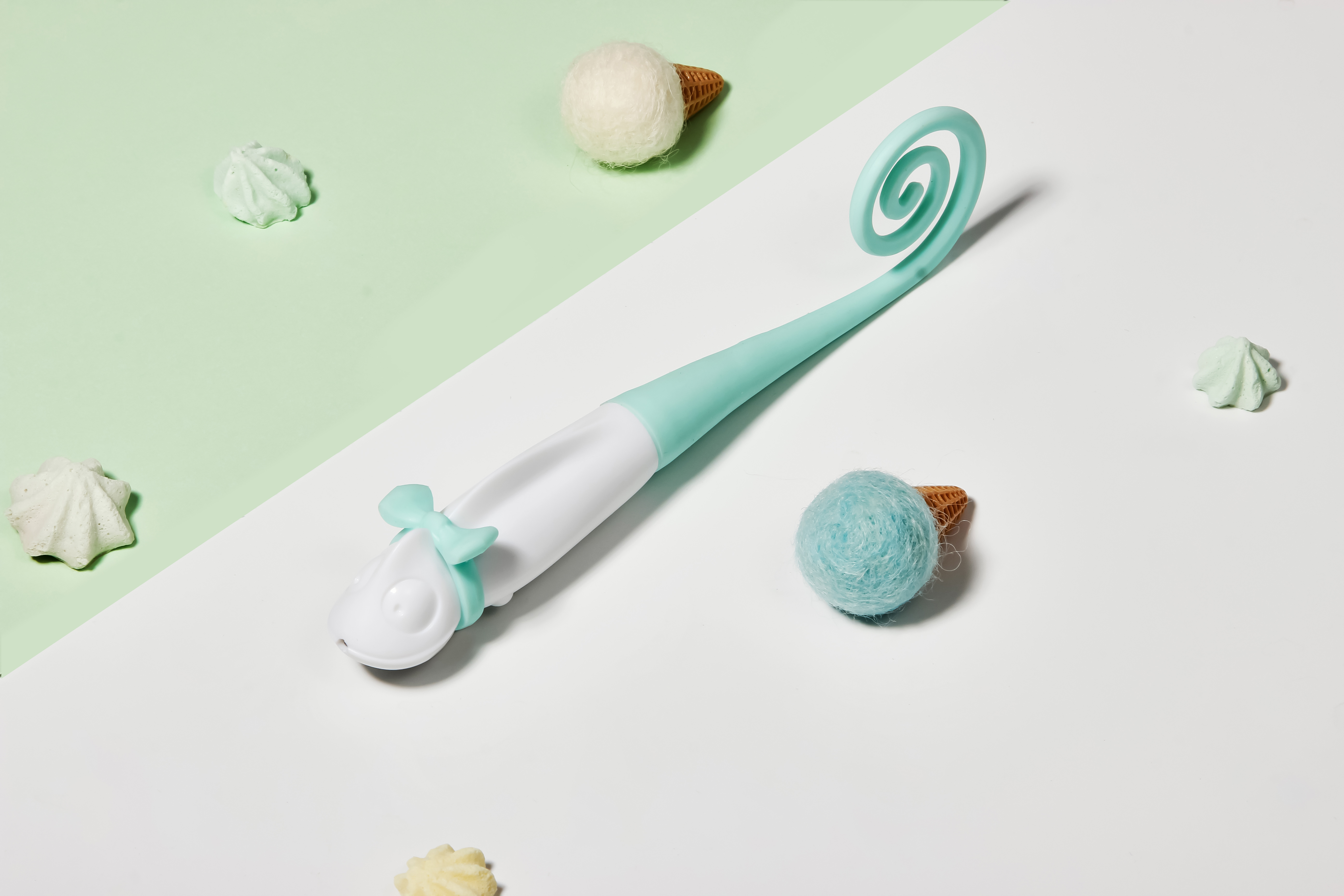 Lizard medium oil pen small fresh cartoon student cute black，