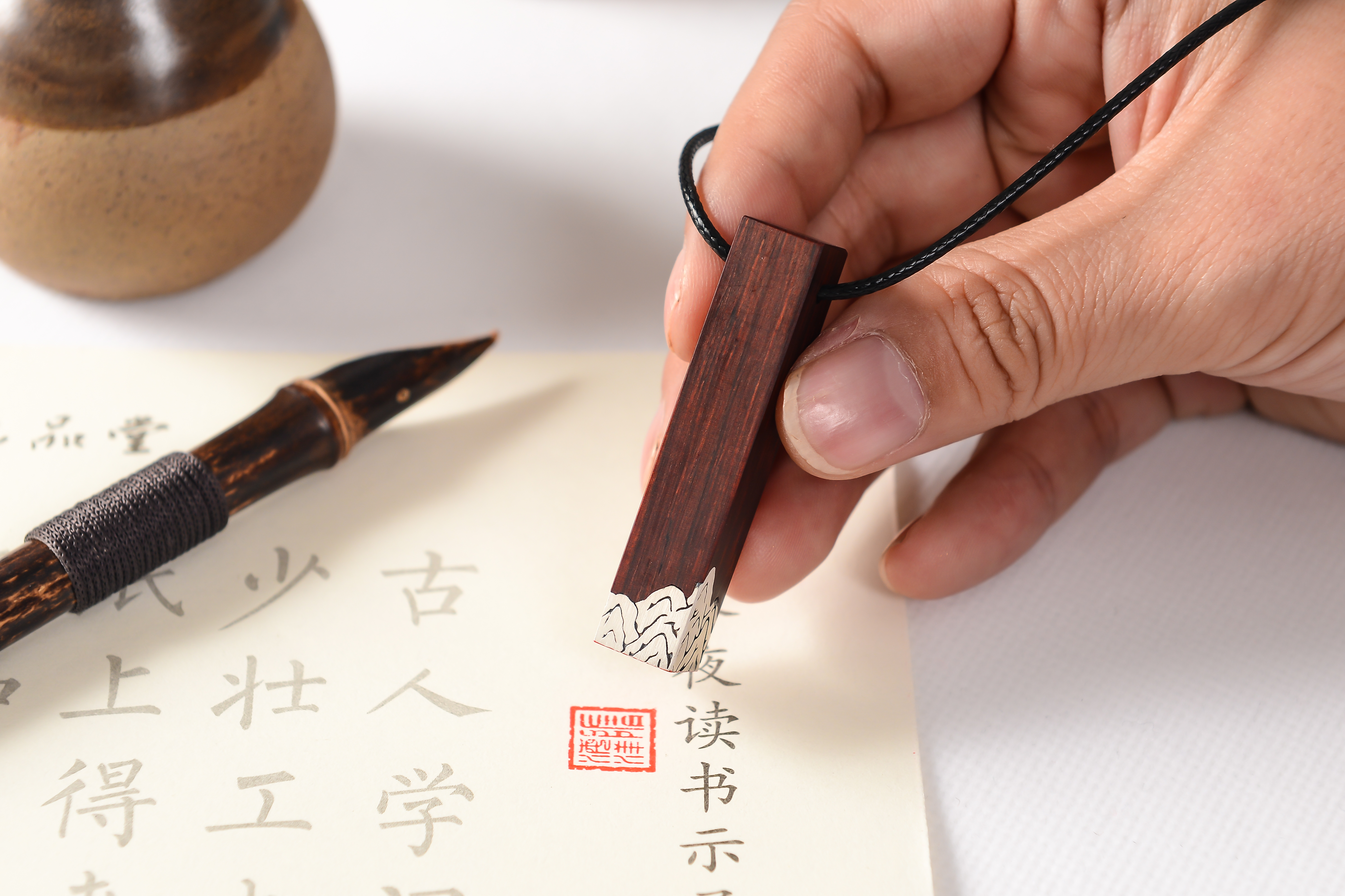 Handicrafts, ornaments, seal design, fine products，