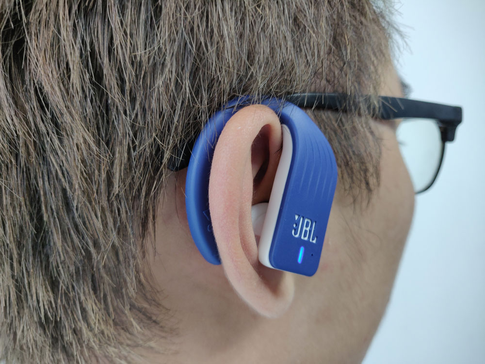 reddot，Wireless headset，JBL Endurance Peak，2019 red dot product design award，