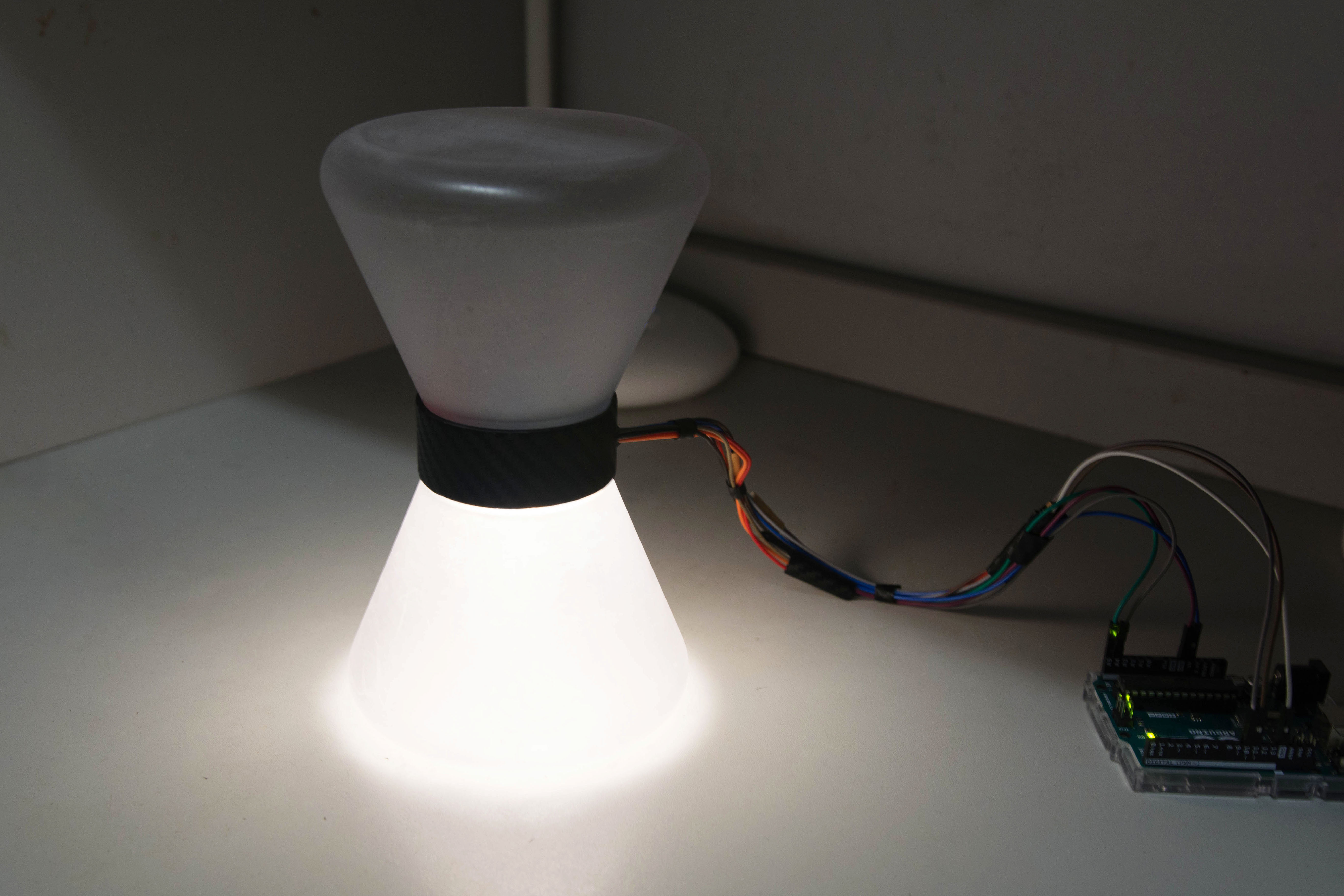 Desk lamp，atmosphere，product design，Intelligent lamps，Arduino，Lamp design，