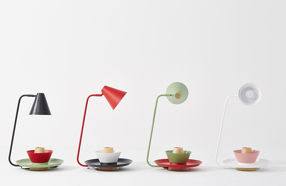 Reprint，industrial design，product design，Desk lamp，comfortable，beautiful，