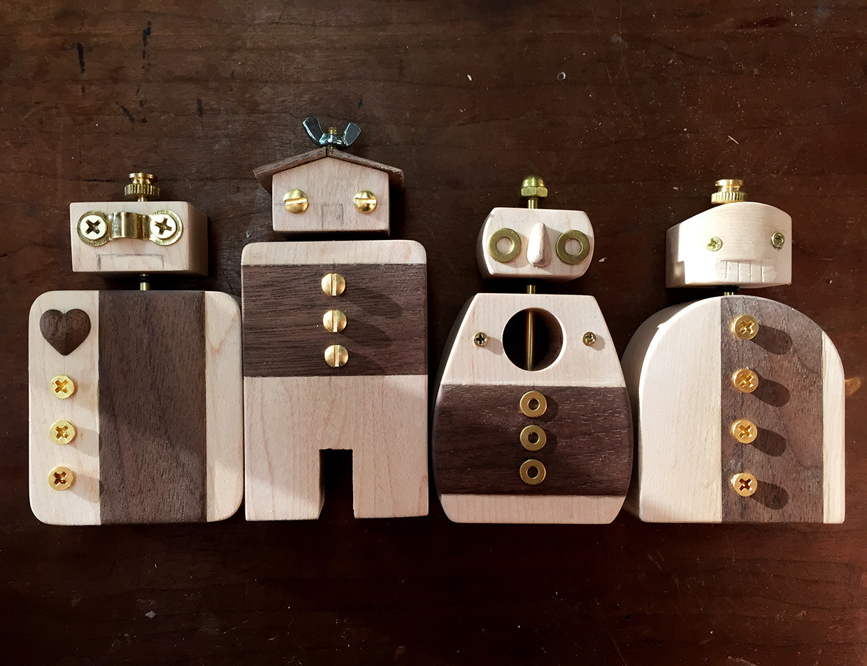 Toys，wood，Children's products，Metal，Ornaments，