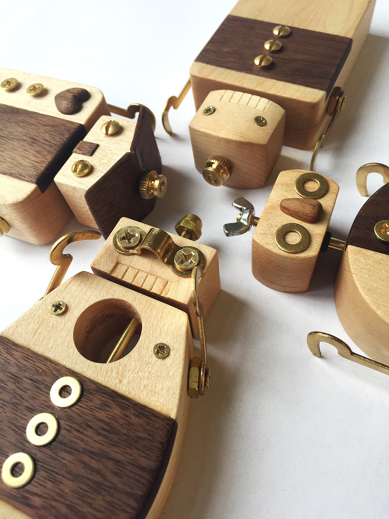 Toys，wood，Children's products，Metal，Ornaments，