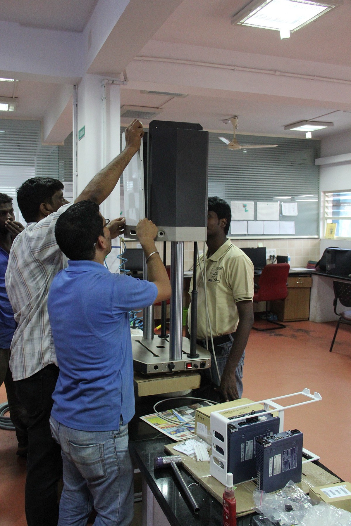 Reprint，industrial design，product design，machine，testing machine，Industry，