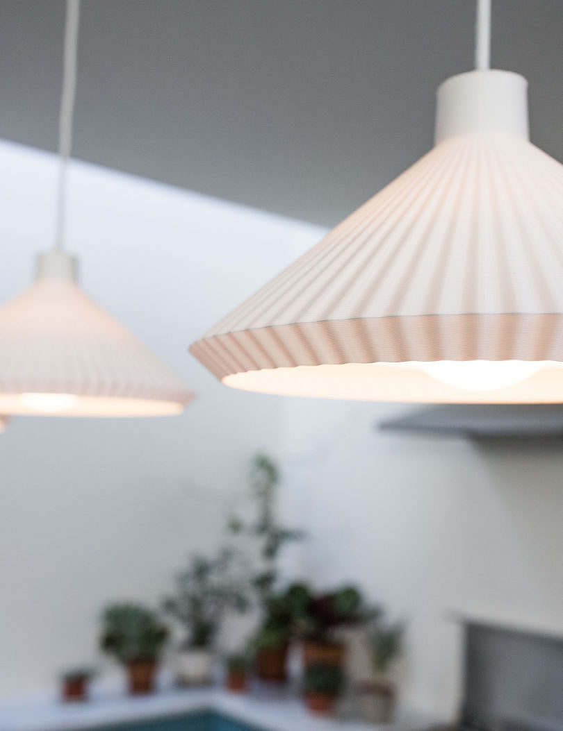 Recyclable，Plumen x Batch，batch production，LED lamps，Lampshade，