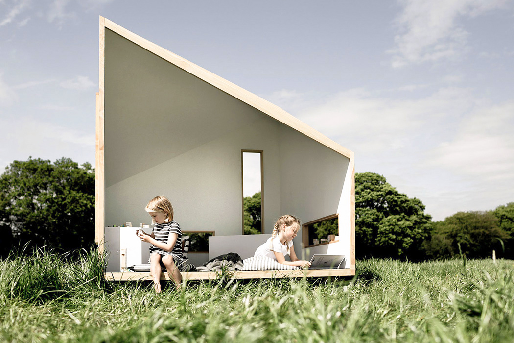 Natural environmental protection，Handmade，Sustainable design，Wooden house，children，