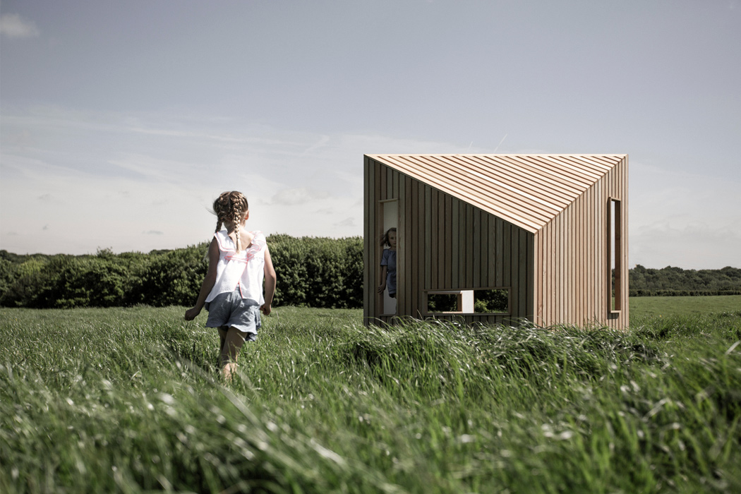 Natural environmental protection，Handmade，Sustainable design，Wooden house，children，