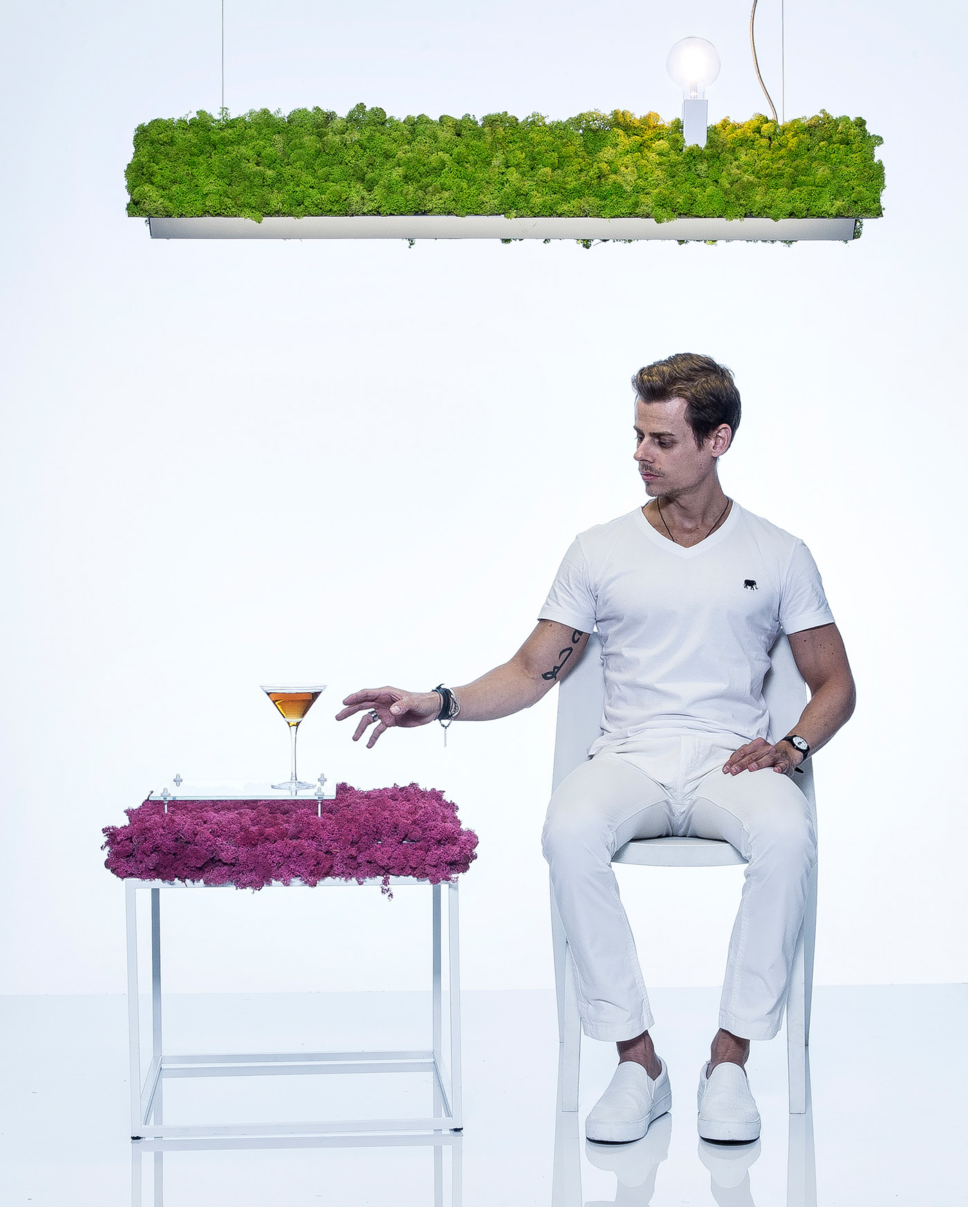 lighting，green，Botany，Tiago Curioni，