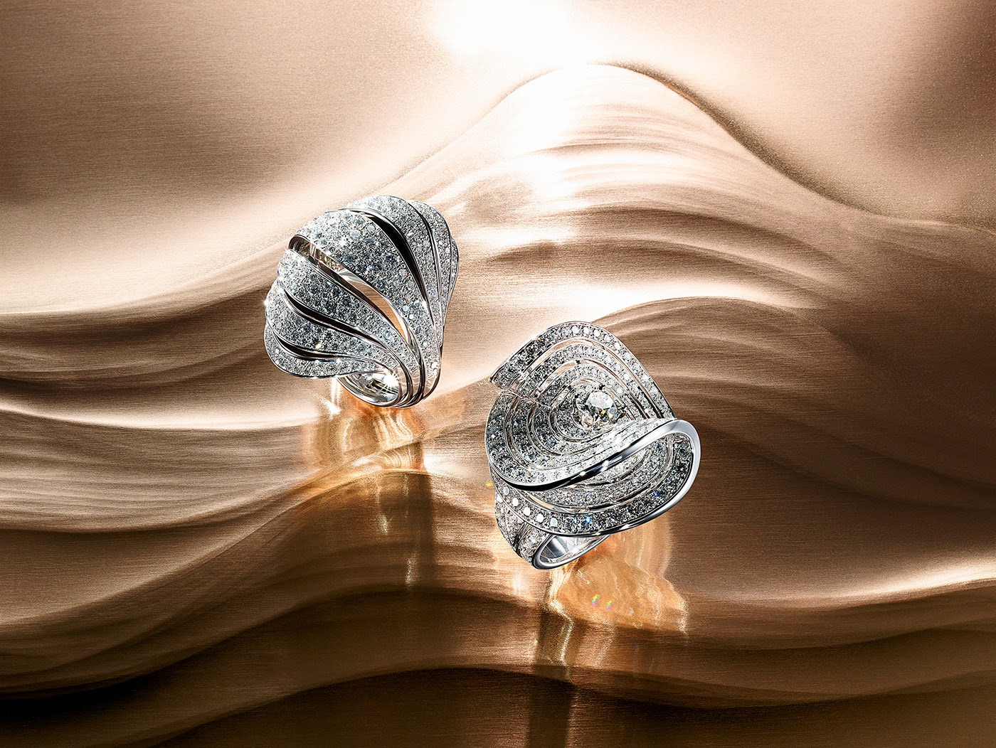 cartier，Miki Kudo，ornaments，jewelry，Wristwatch，jaguar，