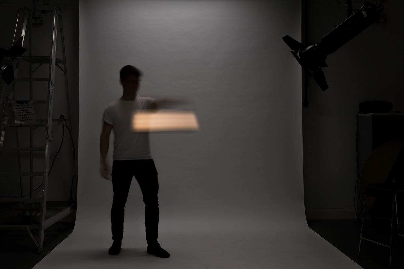 Blair McIntosh，lantern，lighting，