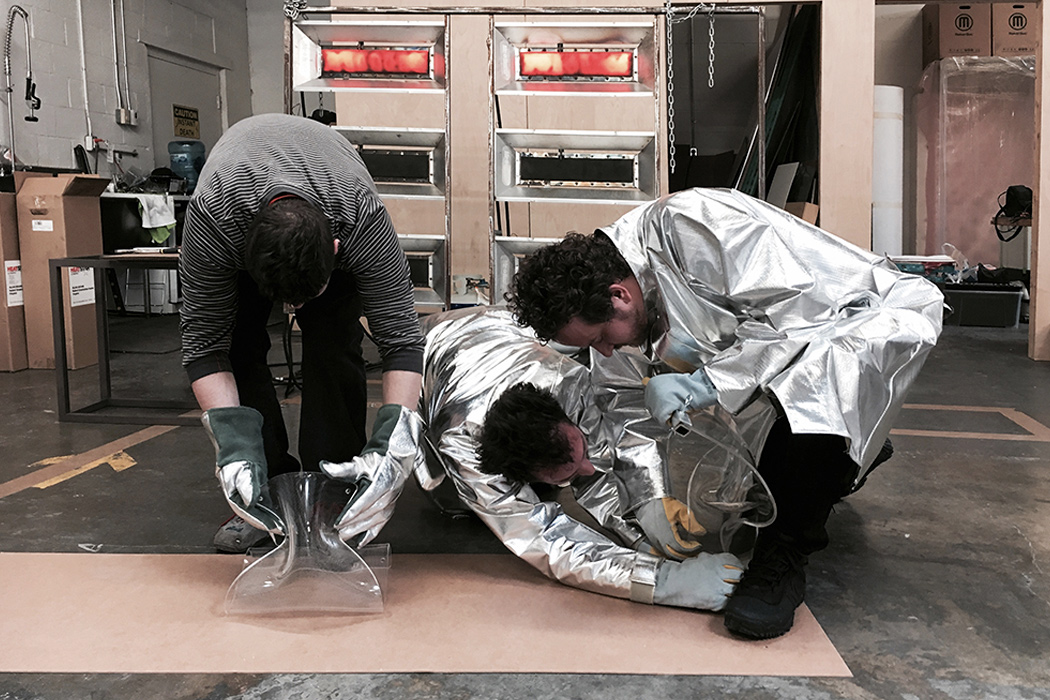 flow，manual，lamps and lanterns，Sculpture，lighting，