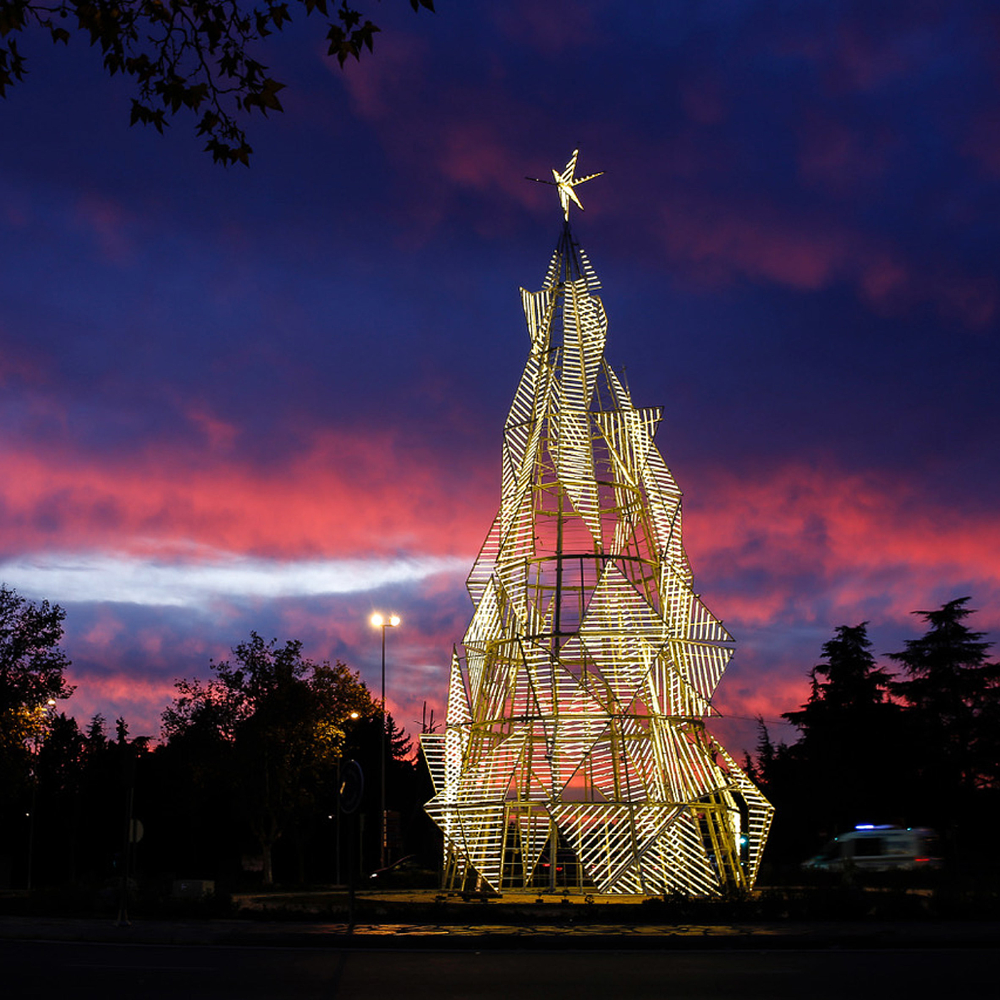 market，geometry，originality，christmas tree，