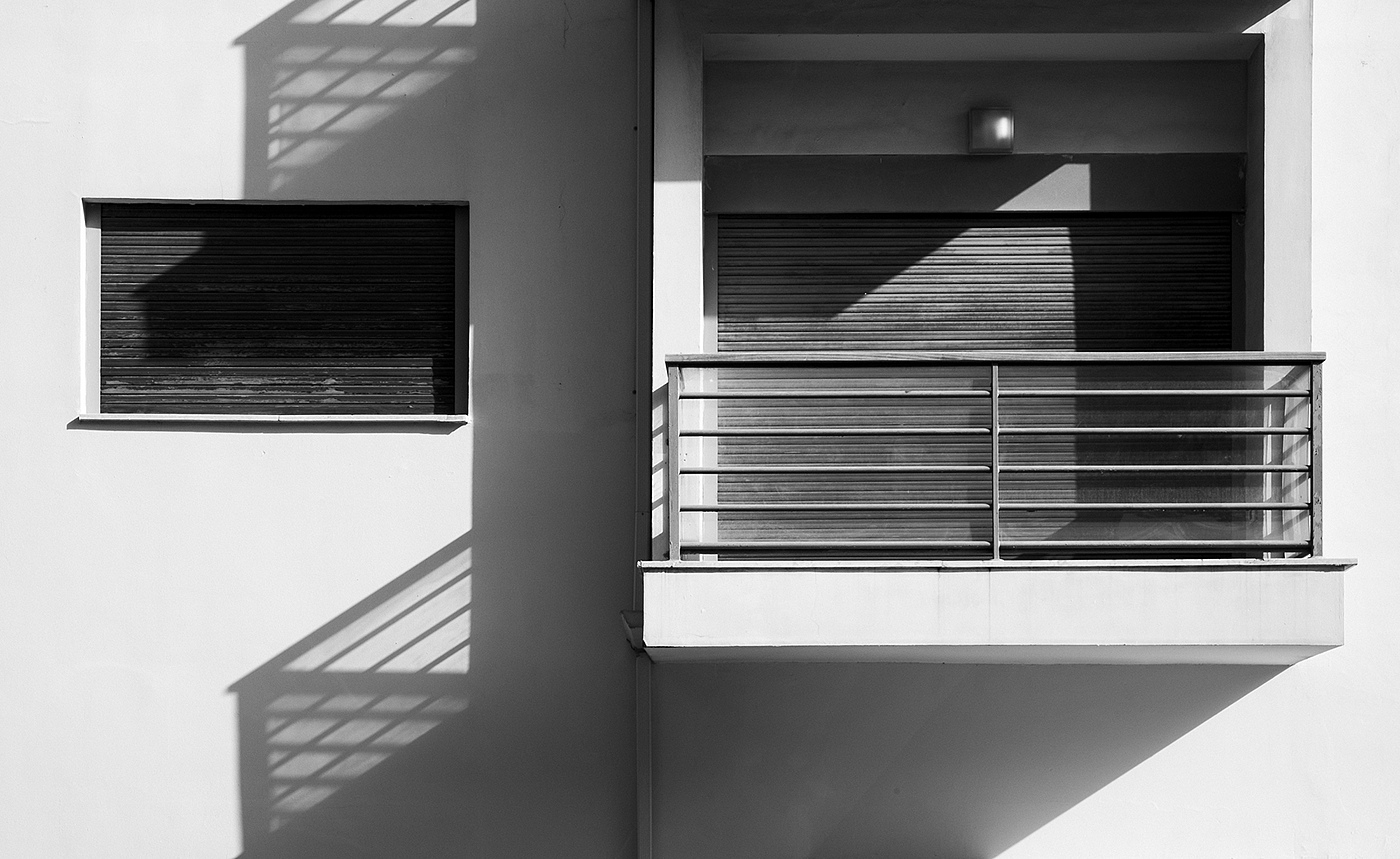 Black and White，Minimalism，Architectural design，Tel Aviv ，Bauhaus style，