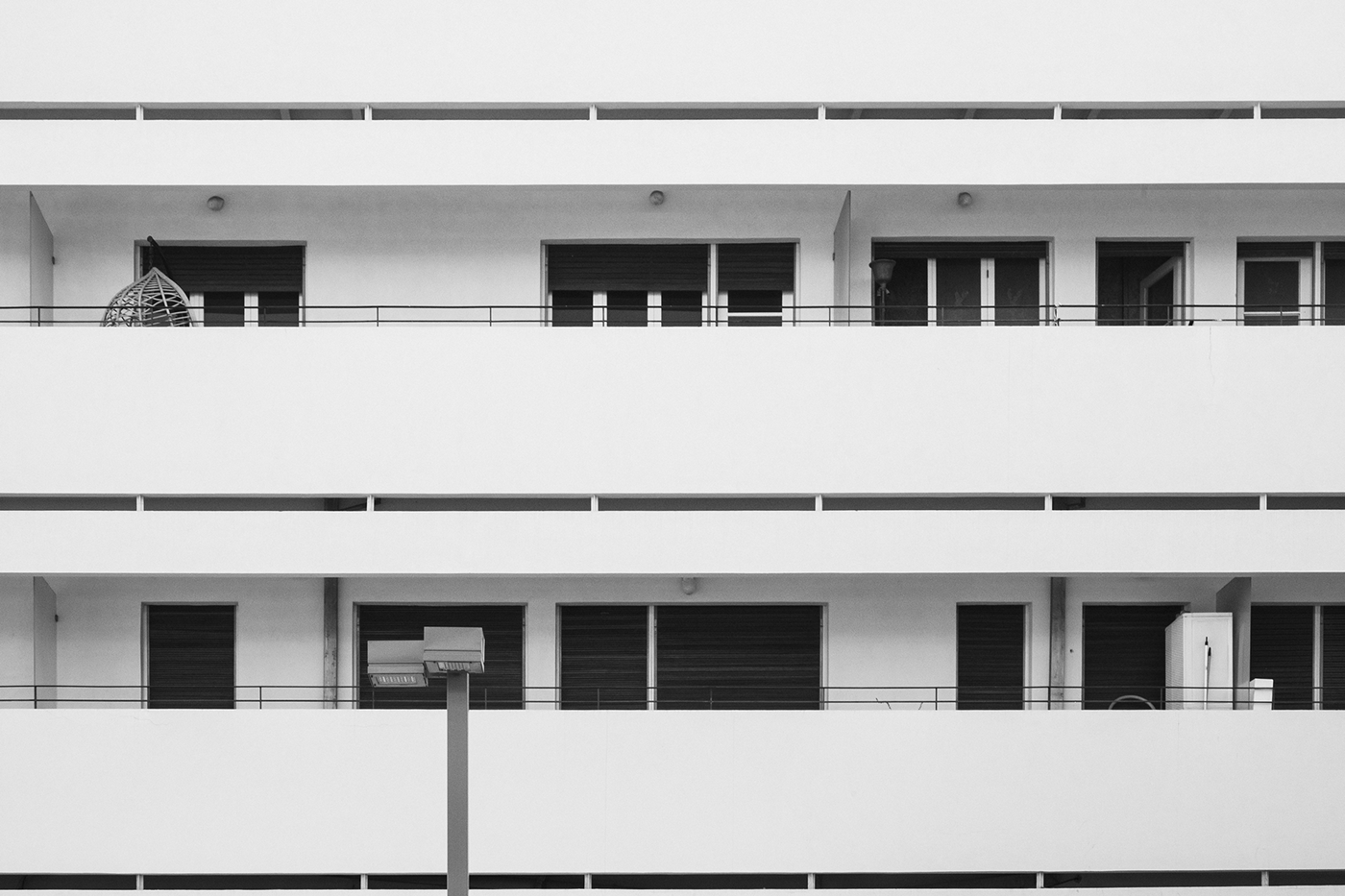 Black and White，Minimalism，Architectural design，Tel Aviv ，Bauhaus style，