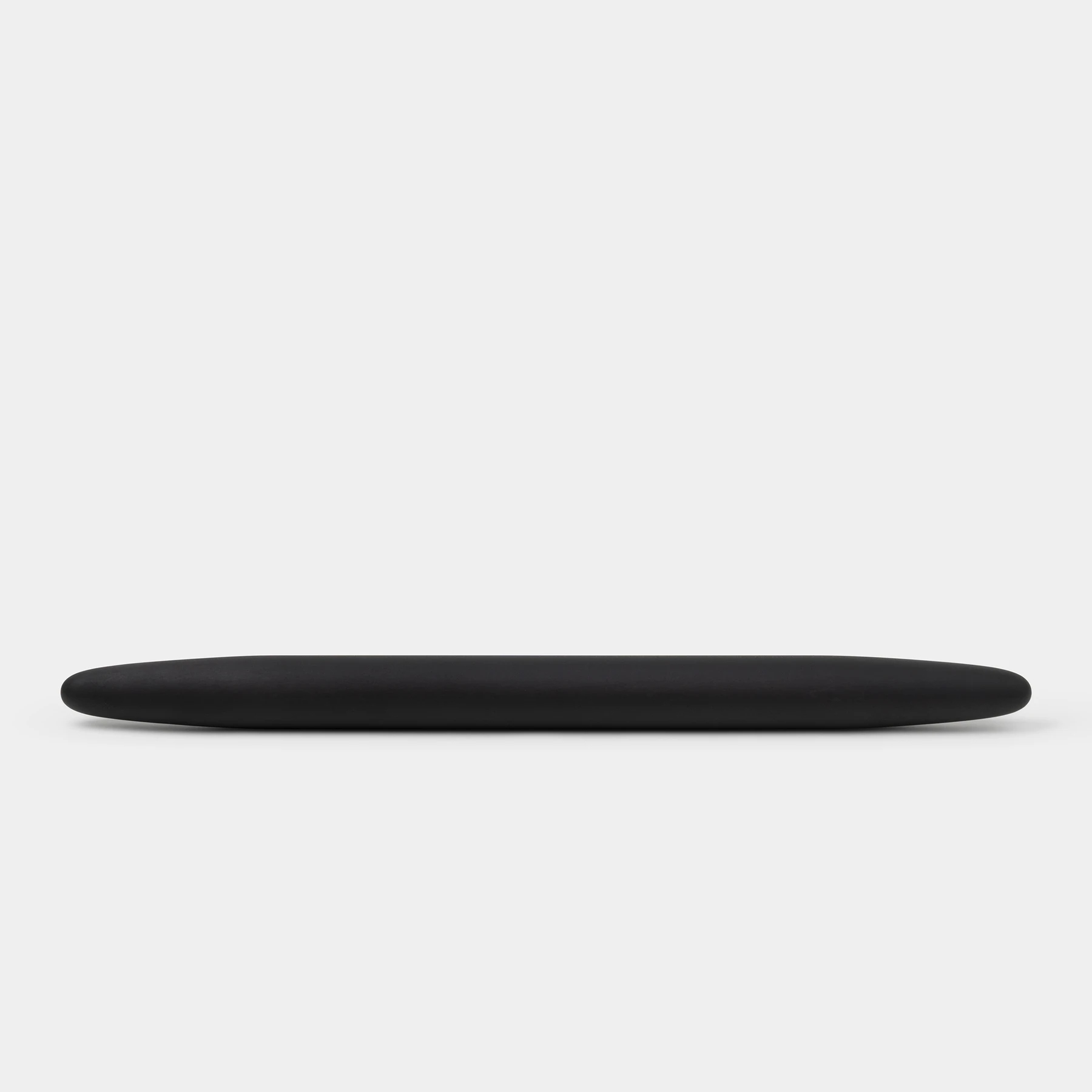 rolling pin，bowl，The wine bottle，kettle，grinder，Coffee pot，Kitchen supplies，