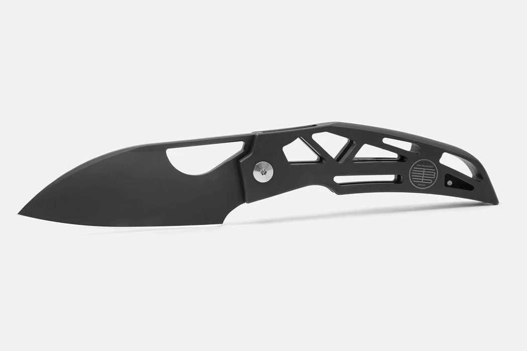 knife，Prism，titanium alloy，stainless steel，