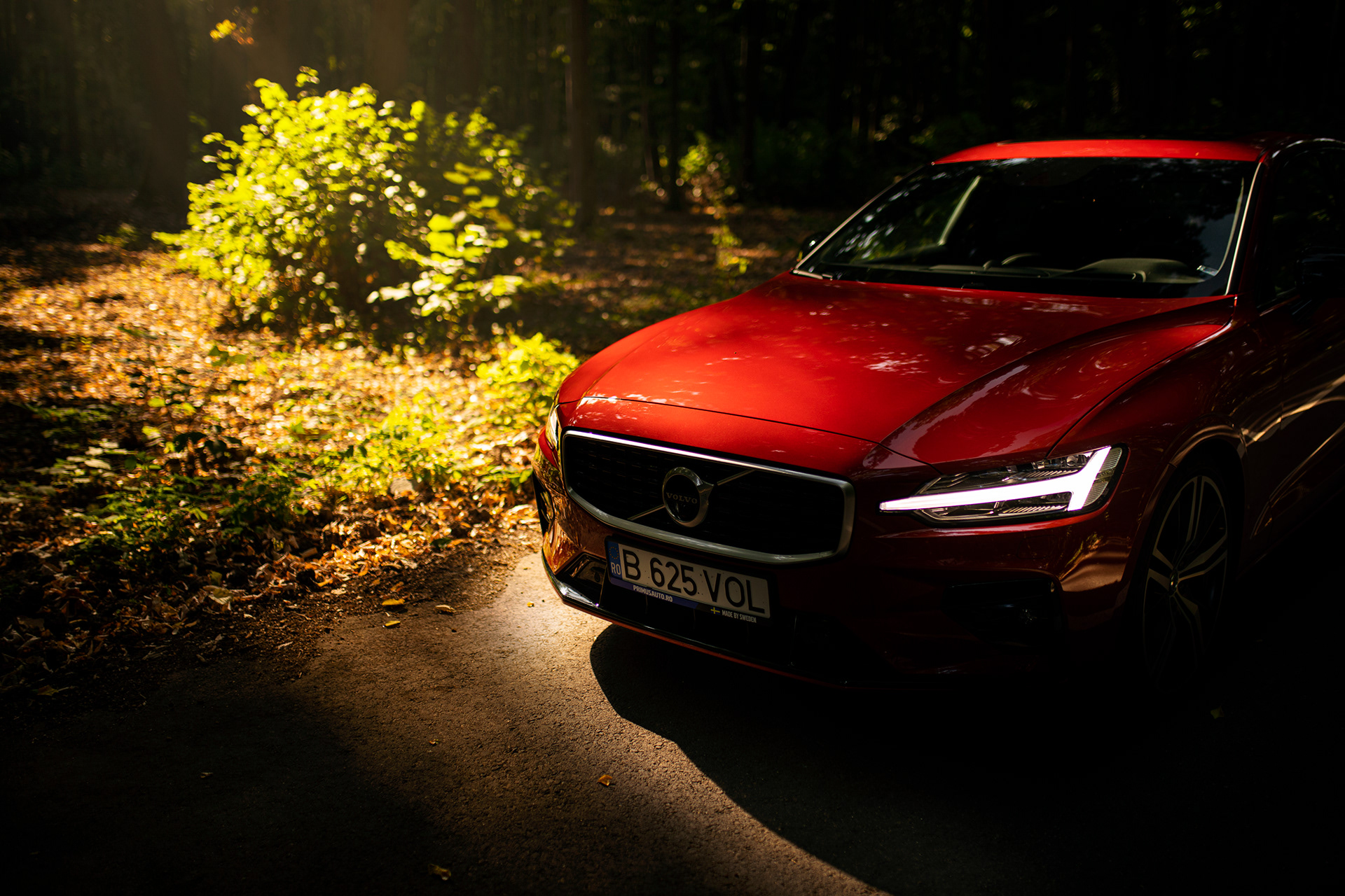 volvo，Realistic，design sketch，