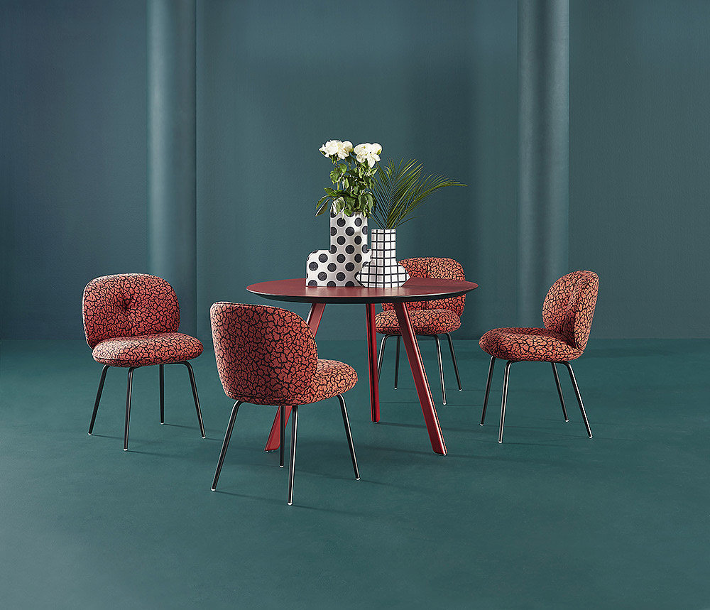 Bubbles，chair，soft roll，