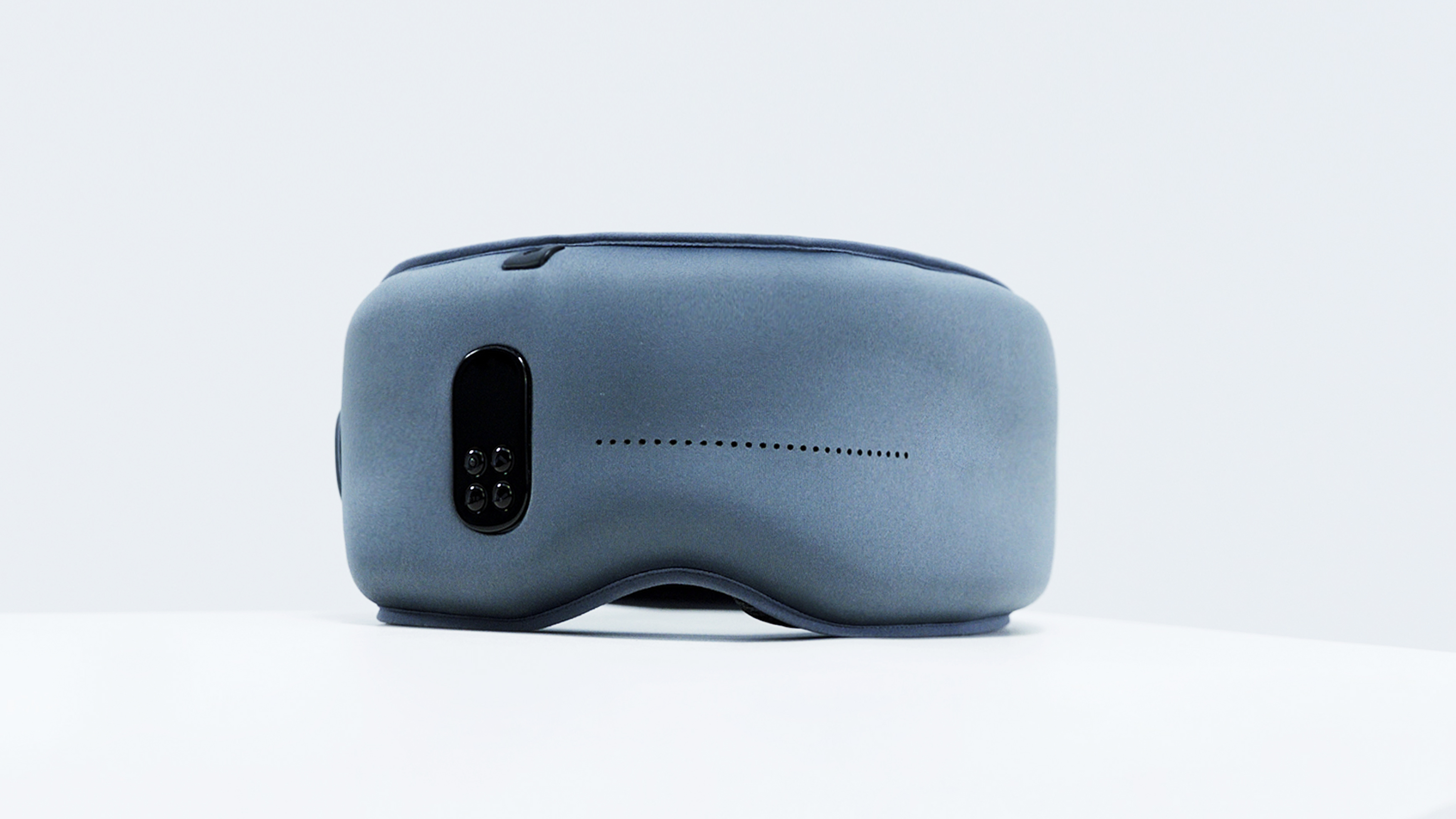 Dreamlight，Intelligent eye mask，2018if Award，2018 golden point Award，Sleep assist，Smart wear，