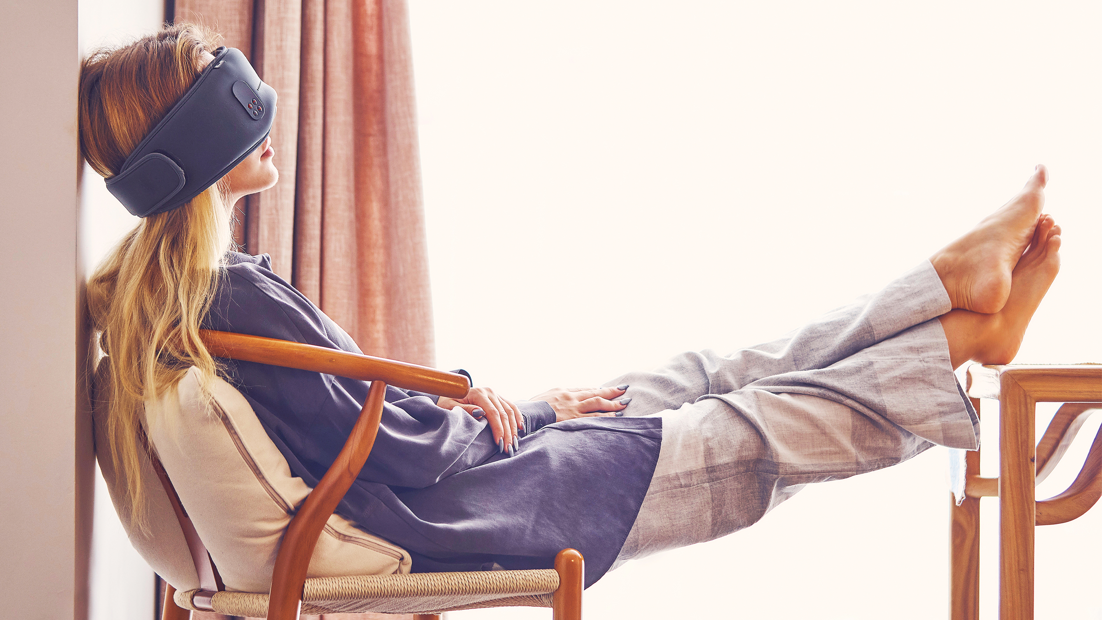 Dreamlight，Intelligent eye mask，2018if Award，2018 golden point Award，Sleep assist，Smart wear，