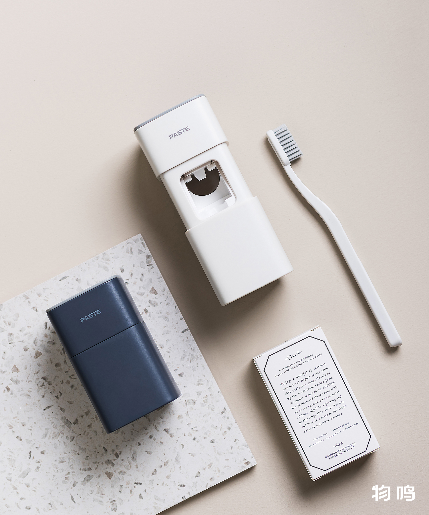 Toothpaste squeezing artifact，Wall mounted，Lazy man，brush one 's teeth，Squeeze toothpaste，