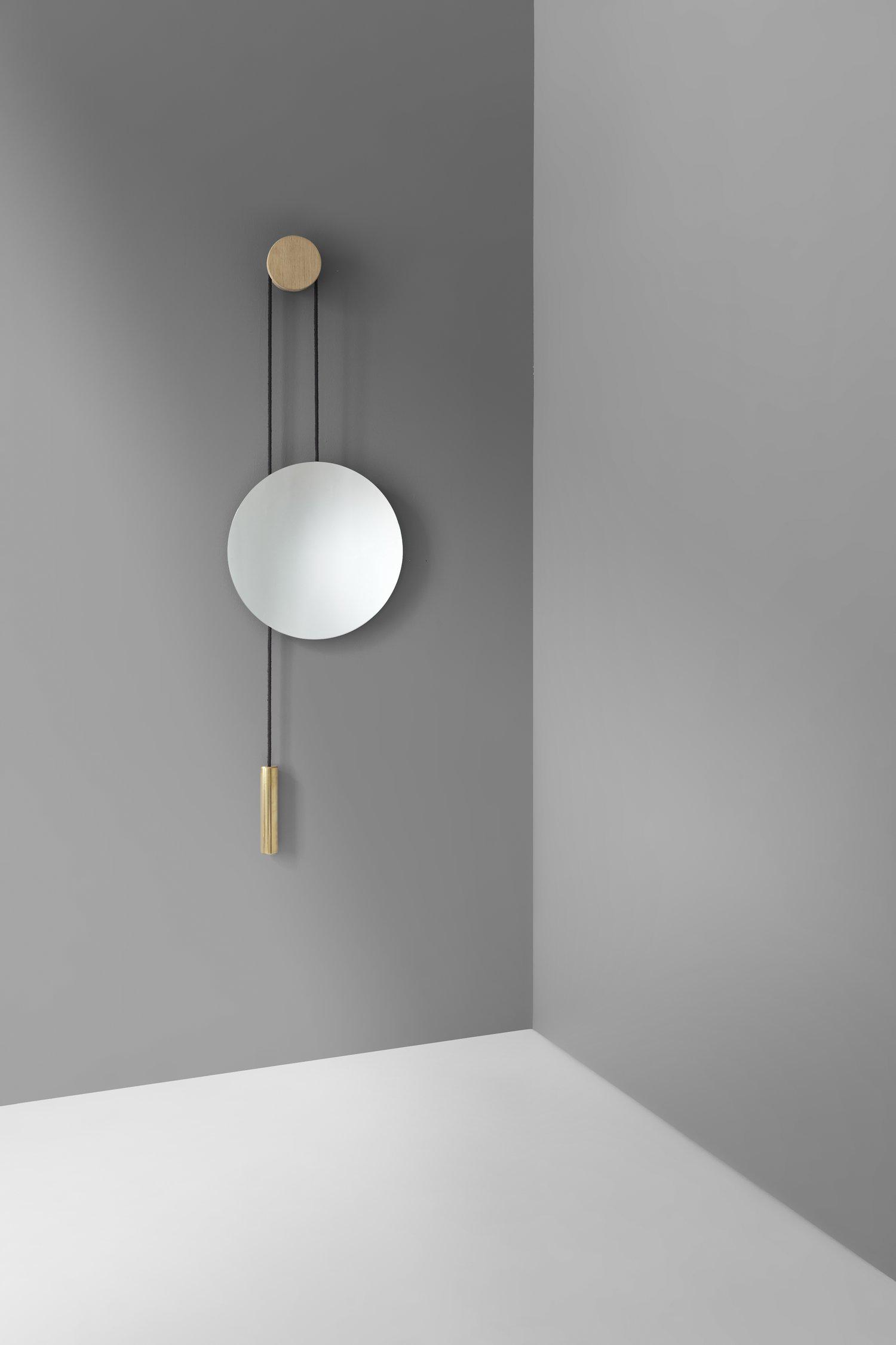 mirror，Simplicity，Natural oak，brass，Delicate，
