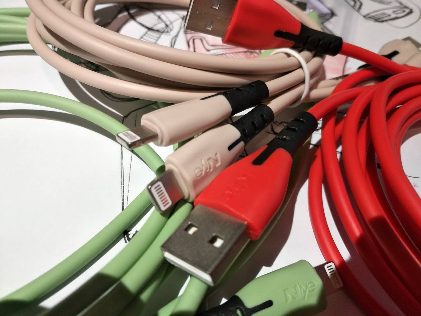 Green purple yellow red，Several physical photos have been added，