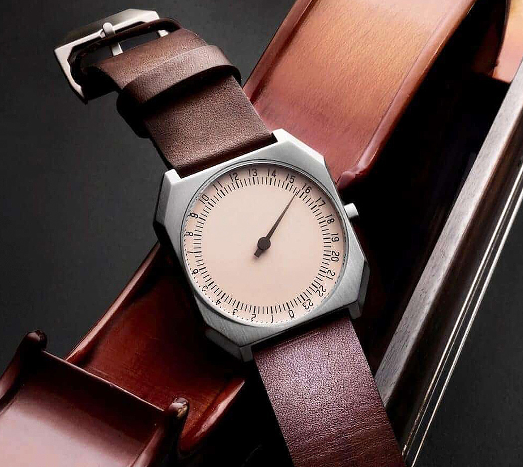 Wrist watch，Clock，fashion，brand，