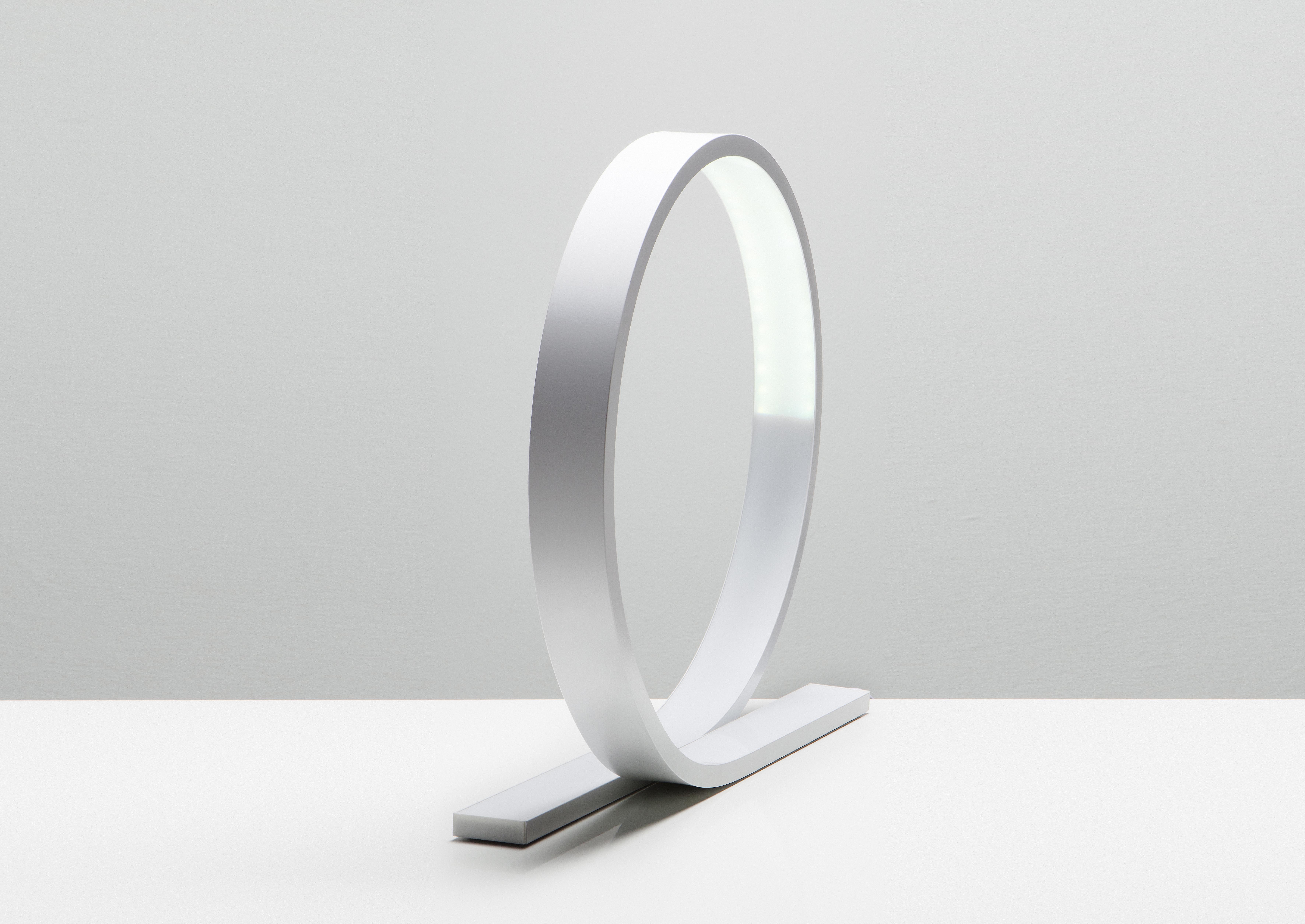 annular，Minimalism，Desk lamp，