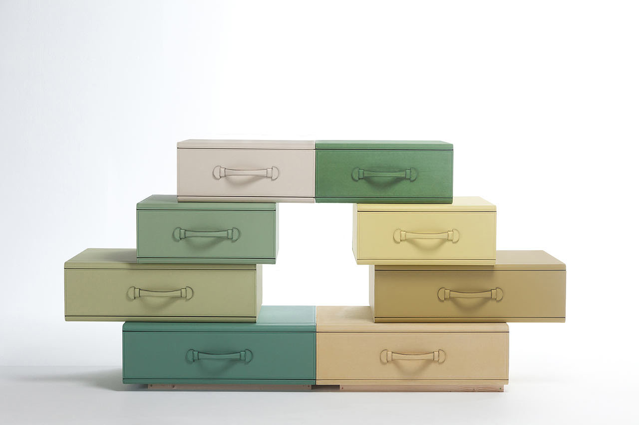 cabinet，suitcase，assemble，Leatherwear，