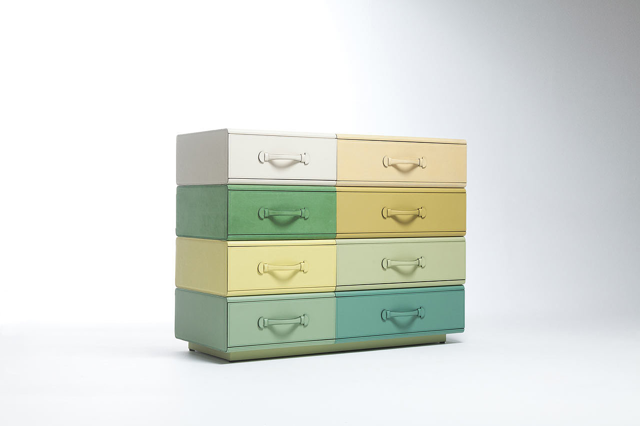 cabinet，suitcase，assemble，Leatherwear，