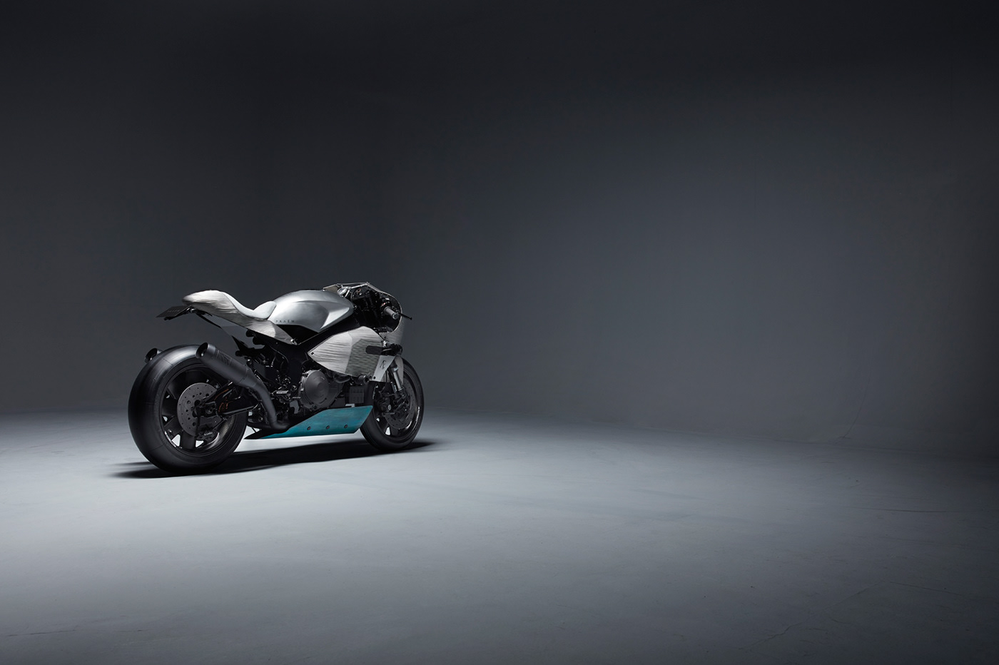 motorcycle，Vehicle，FIRST，