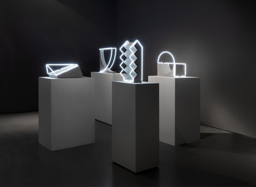 lamps and lanterns，Sculpture，led，cement，Geometry，