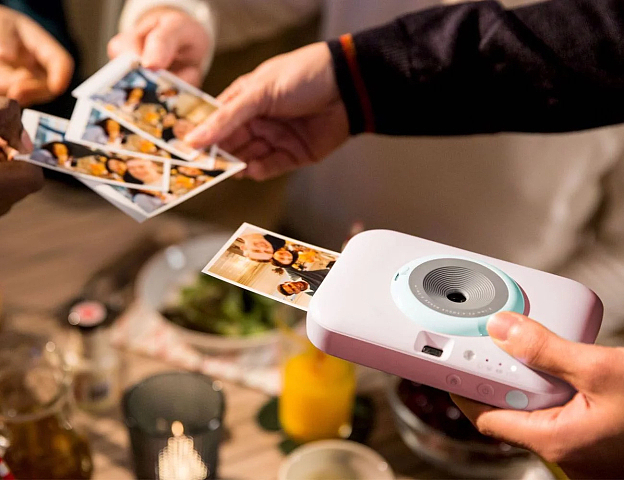 camera，Polaroid，industrial design，product design，