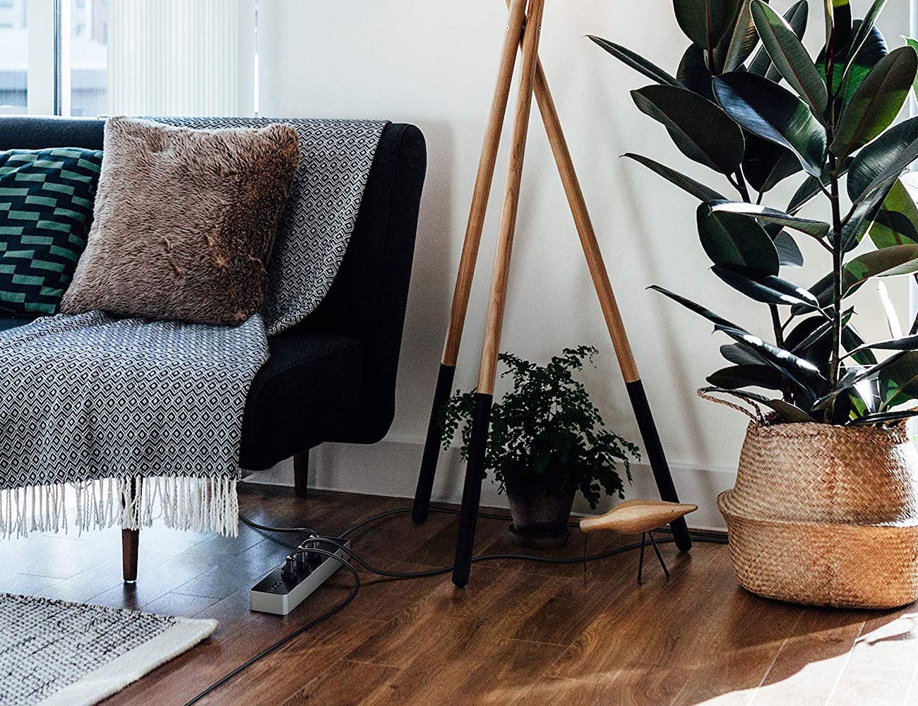 Socket，intelligence，a distribution board，app，