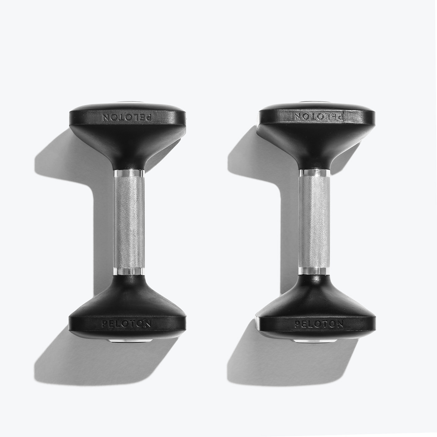 Bodybuilding，family，weight，on-line，German red dot，