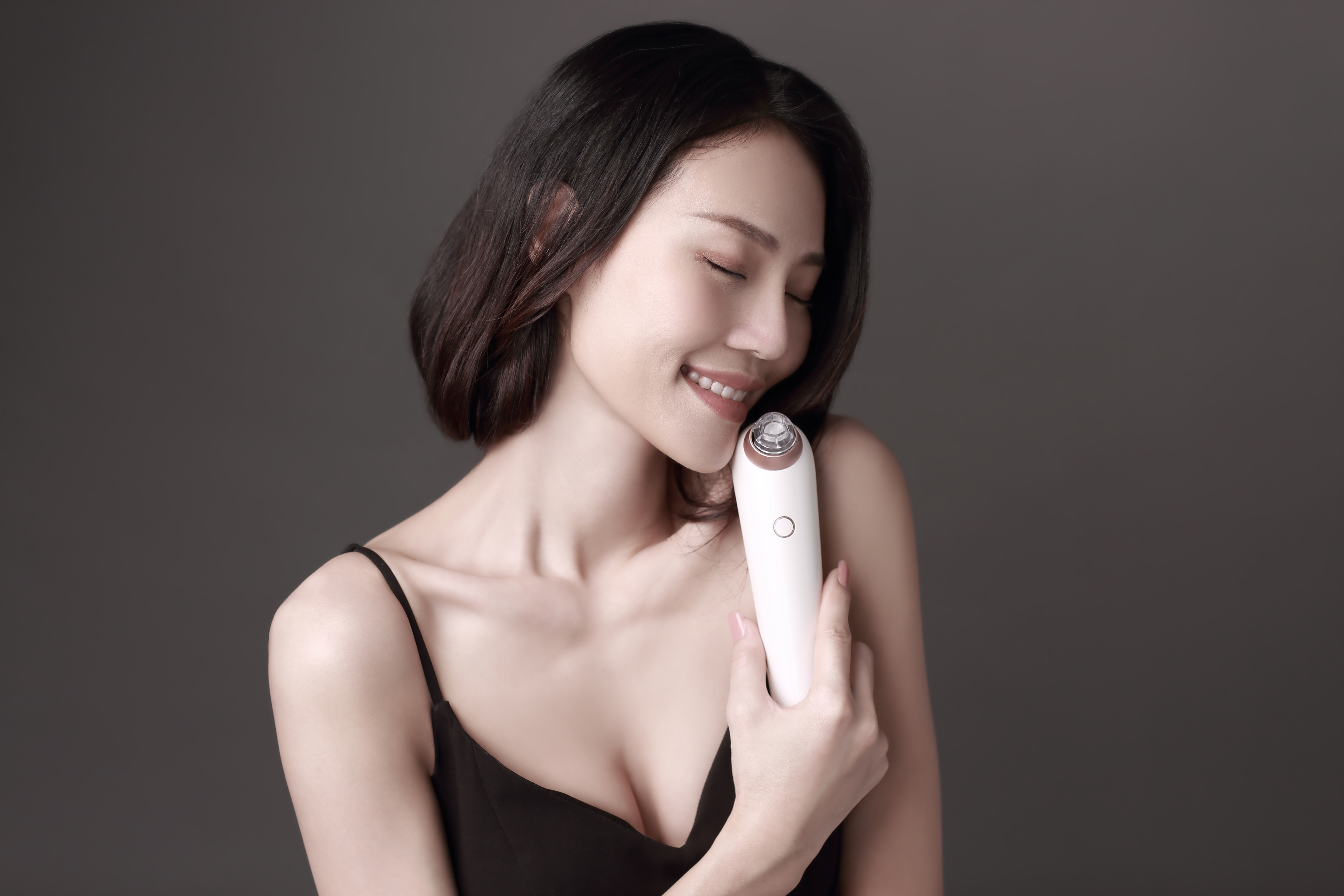 Beauty product design，product design，Jiajian geometric industrial design，Beauty instrument，cosmetic instrument，Lushiani microcrystalline eye peripheral water light machine，