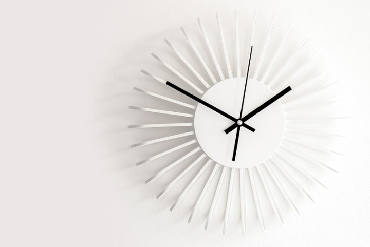 Wall clock，Clock，Wooden wall clock，