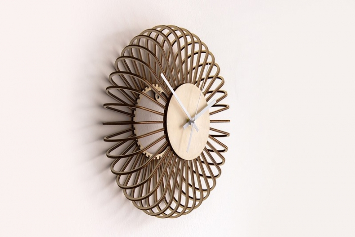 Wall clock，Clock，Wooden wall clock，