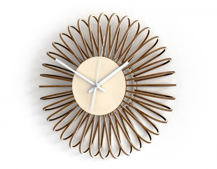 Wall clock，Clock，Wooden wall clock，