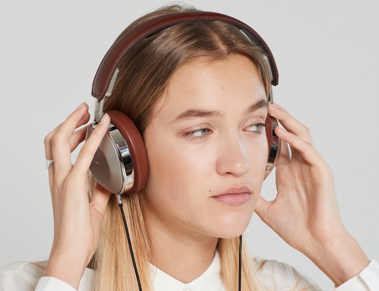 Memory sponge，stainless steel，Leatherwear，In ear，headset，