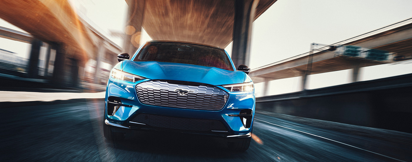 wild horse，MUSTANG MACH，Photography，automobile，