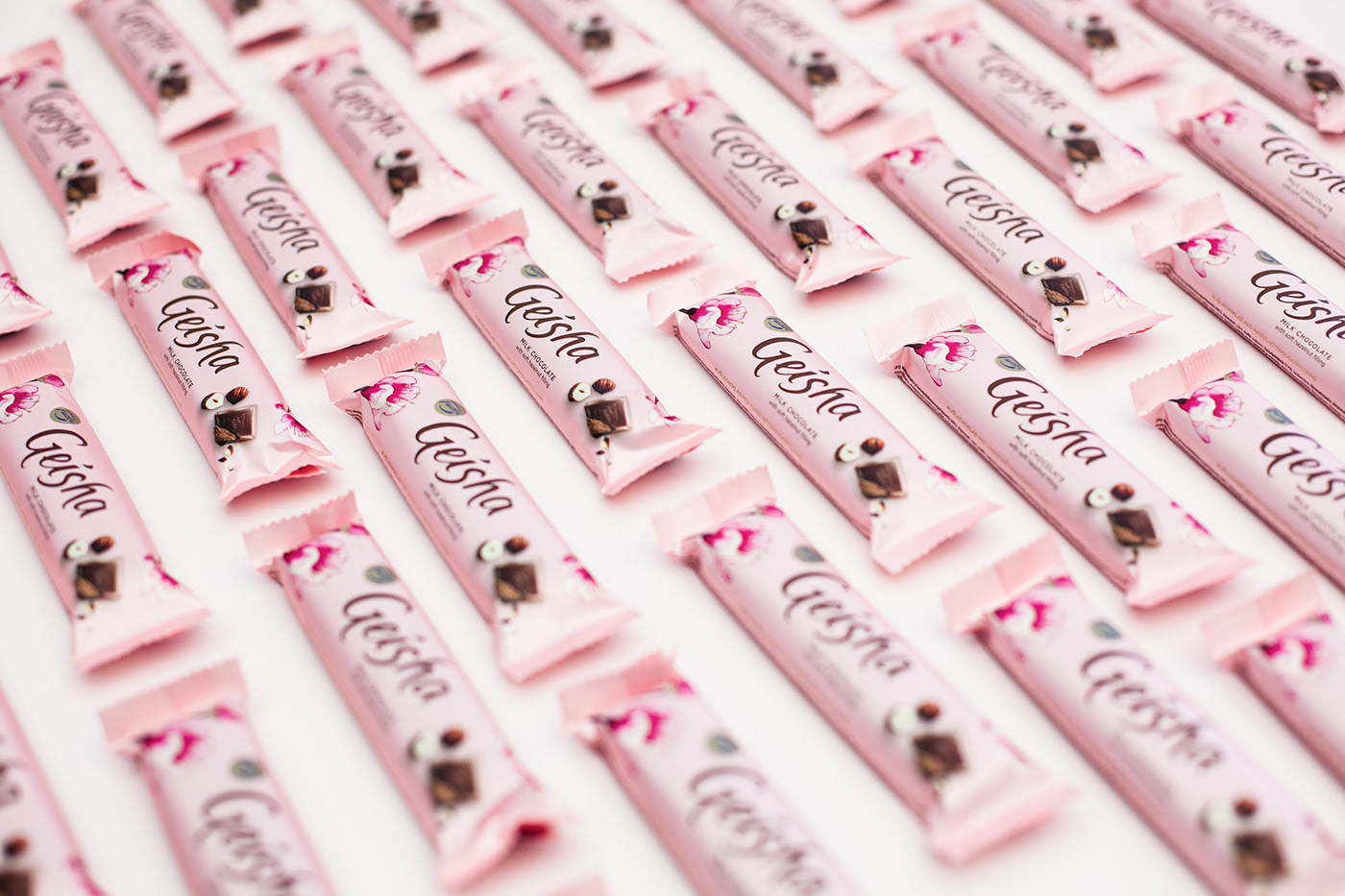 Finland，Chocolates，Doing Geisha，kernel of a hazelnut，geisha，