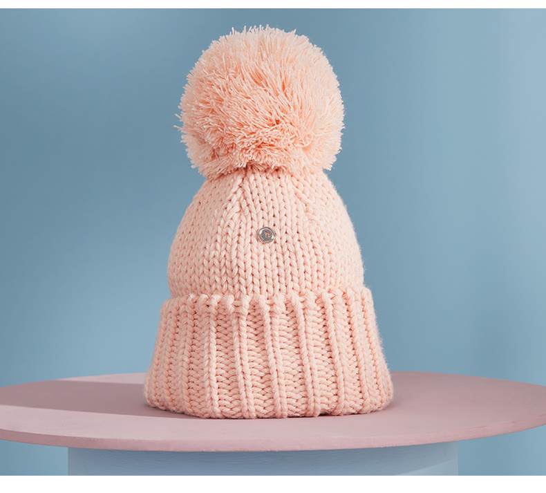 product design，Brand design，clothing design，industrial design，Brand planning，Accessories Design ，Graphic Artist Designer，packing design，