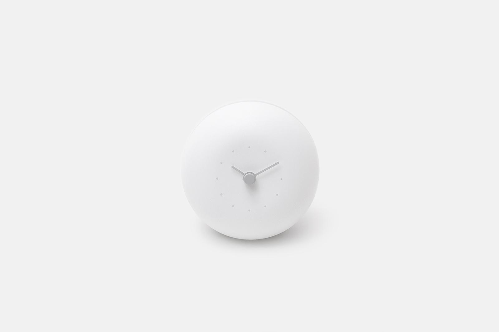 Clock，Taiwan，Minimalist，alloy，Mute，white，blue，