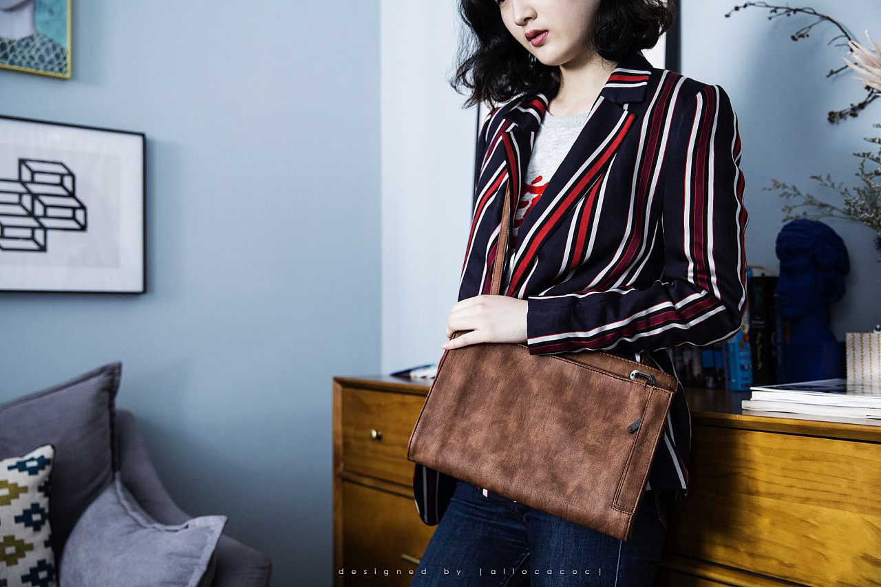 The multifunctional bag，