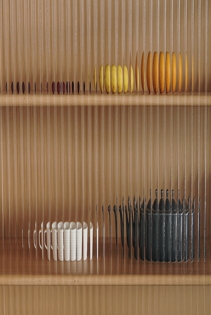 Side cabinet, solid wood, Changhong glass，