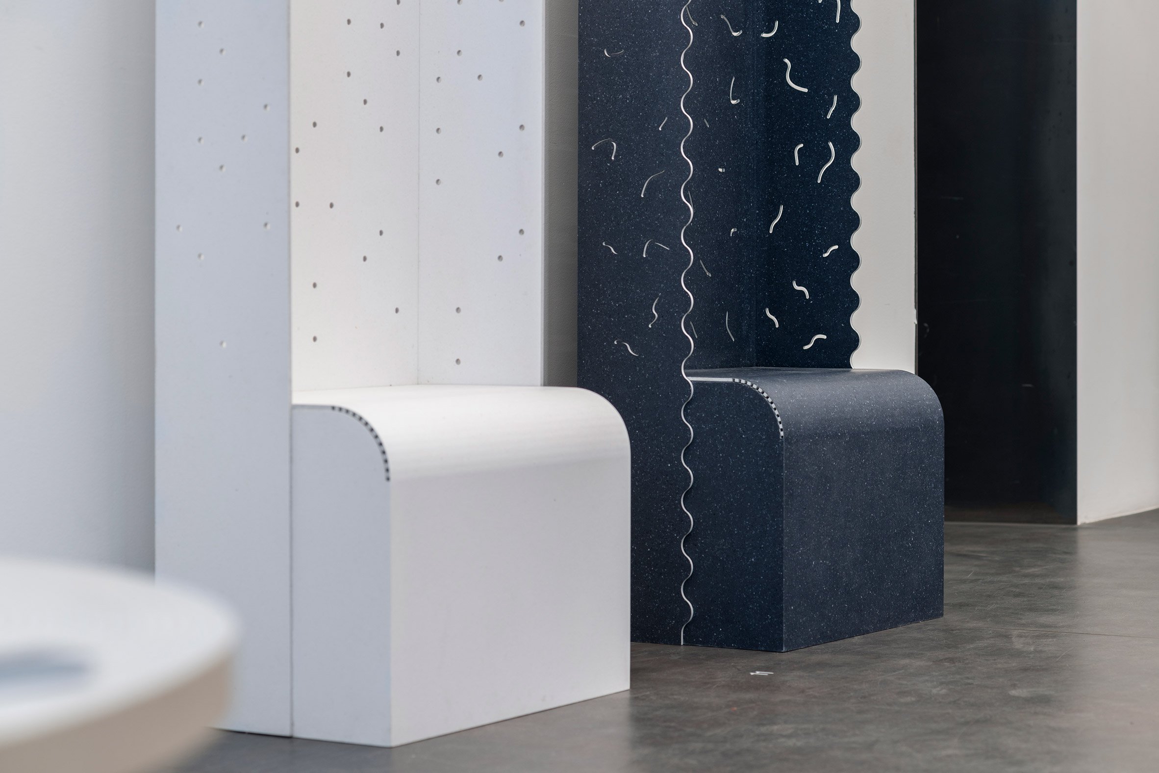 recovery，environment protection，bench，Minimalist，